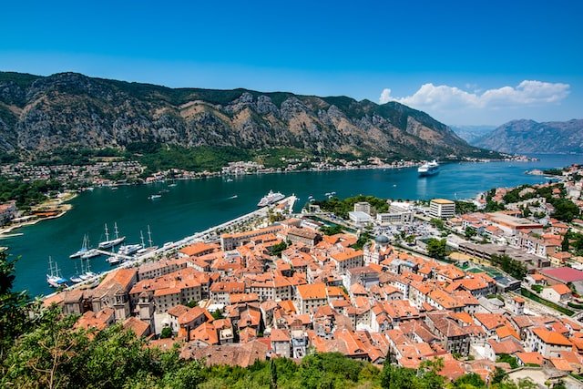 Montenegro allow dual citizenship